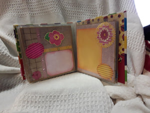Colorful Circles Scrapbook