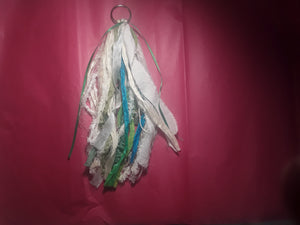 Scrapbook Spine Tassel in Green